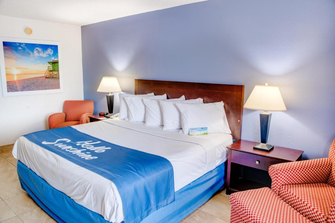 פינלס פארק Days Inn By Wyndham St. Petersburg / Tampa Bay Area מראה חיצוני תמונה