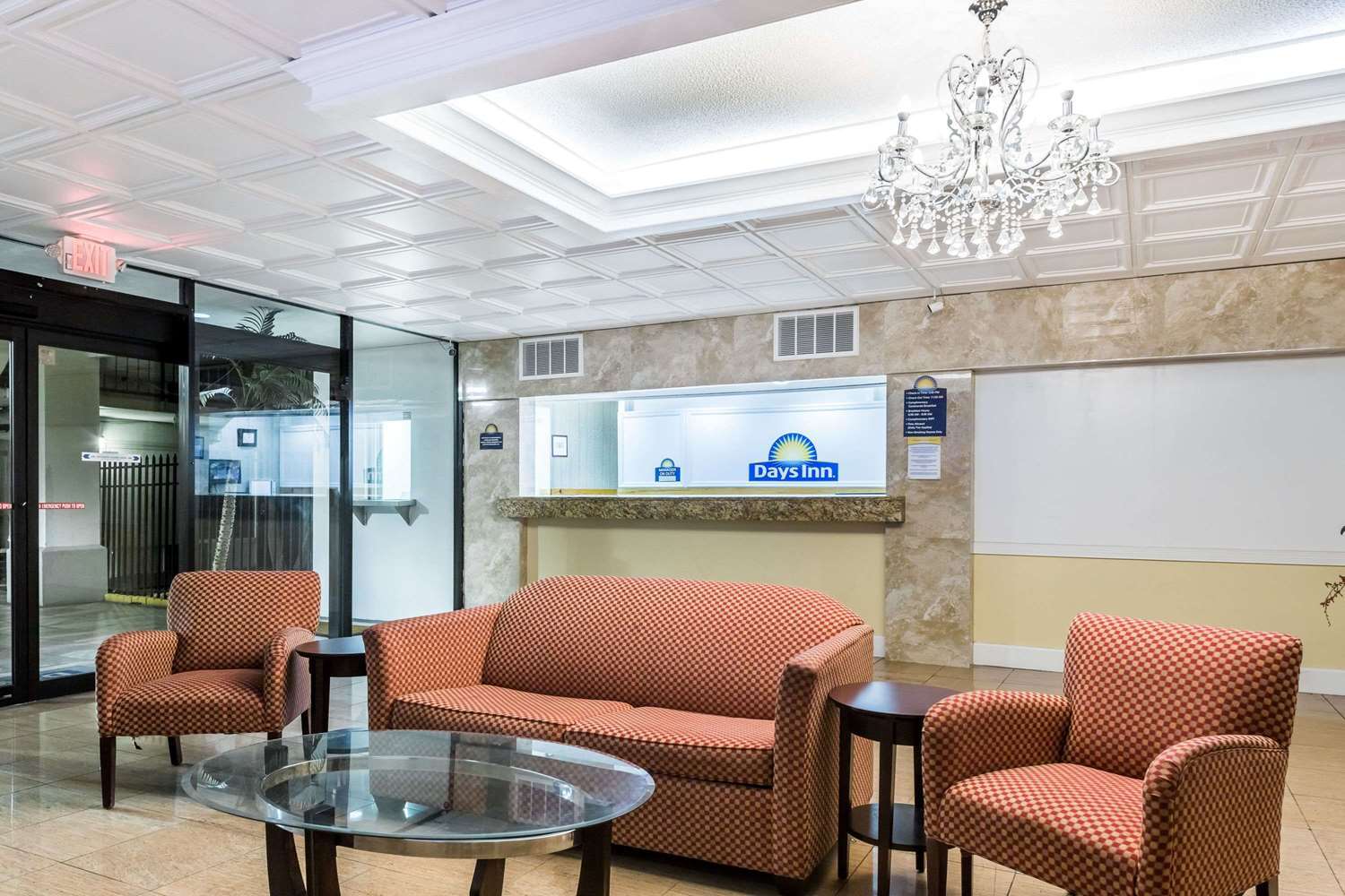 פינלס פארק Days Inn By Wyndham St. Petersburg / Tampa Bay Area מראה חיצוני תמונה